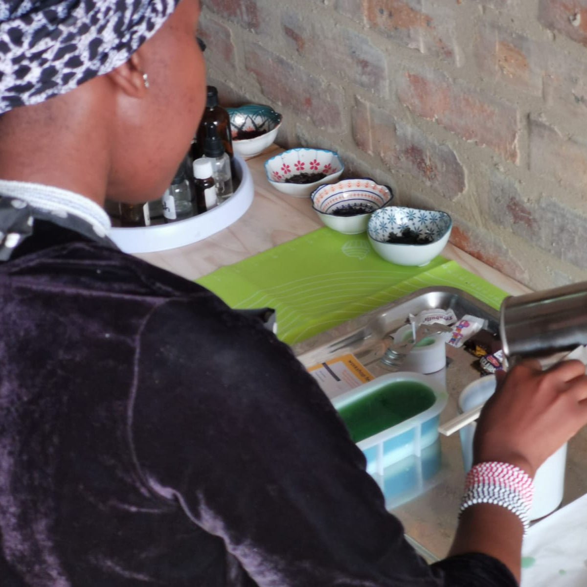 Candle Making Workshops - Candle and Craft Bar -