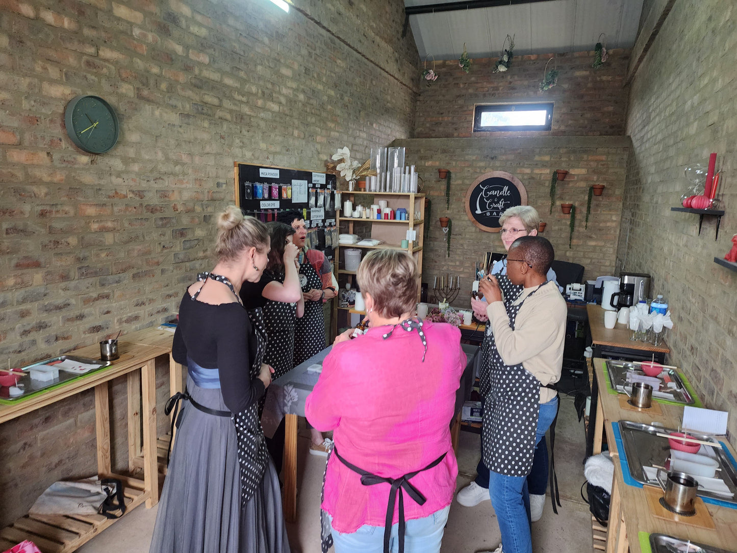 Candle Making Workshops - Candle and Craft Bar -